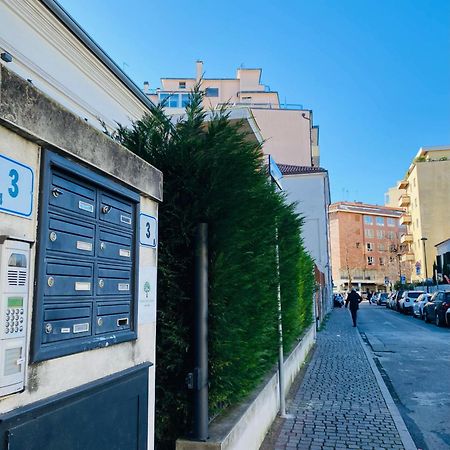 Central Luxury Garden Guest House メストレ エクステリア 写真