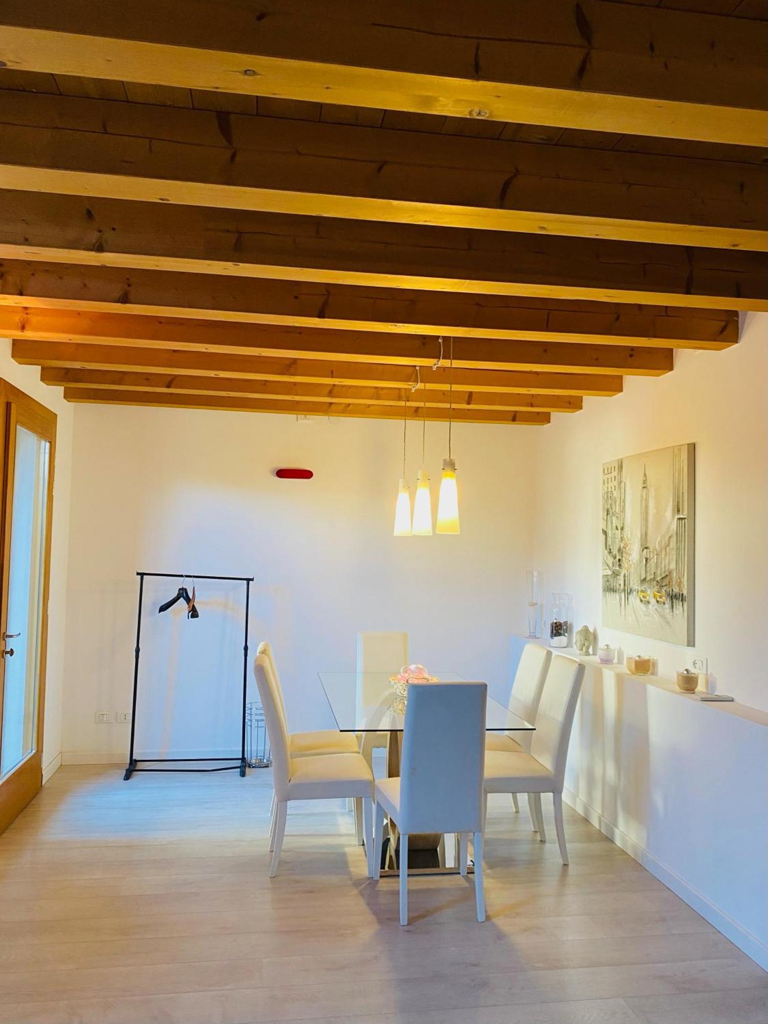 Central Luxury Garden Guest House メストレ エクステリア 写真